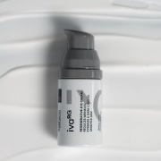 ivaRG Regenerative eye-contour cream